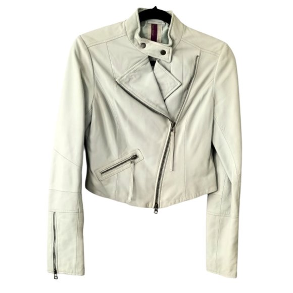 Danier Jackets & Blazers - Danier Leather Cropped Moto Jacket Size Small